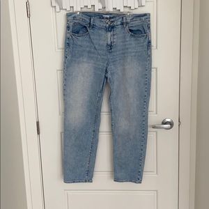 Old Navy light-wash boyfriend jeans.